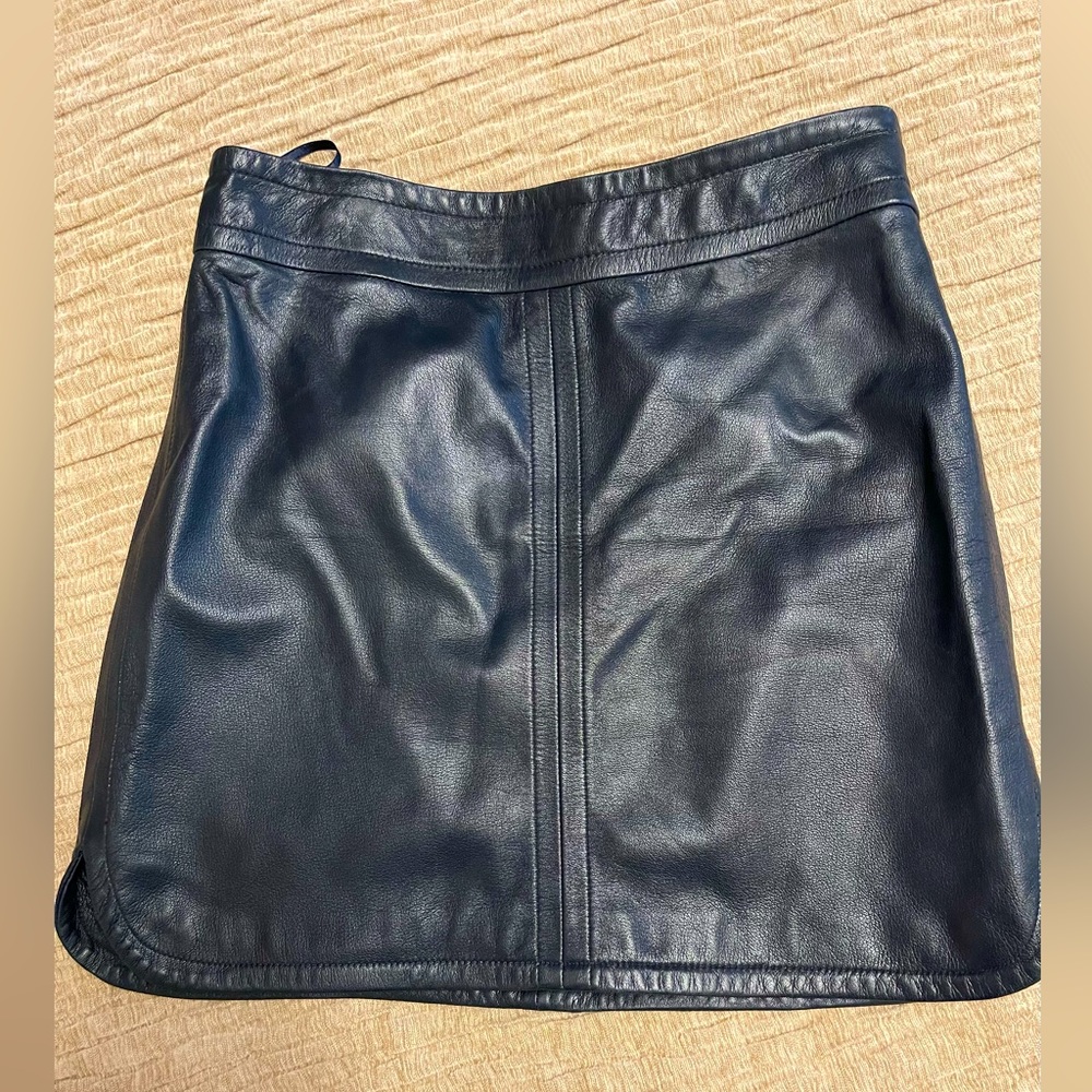 Banana Republic leather skirt size 4